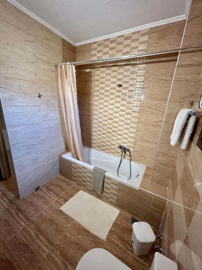 فيلا My Bright House أفيتوس المظهر الخارجي الصورة