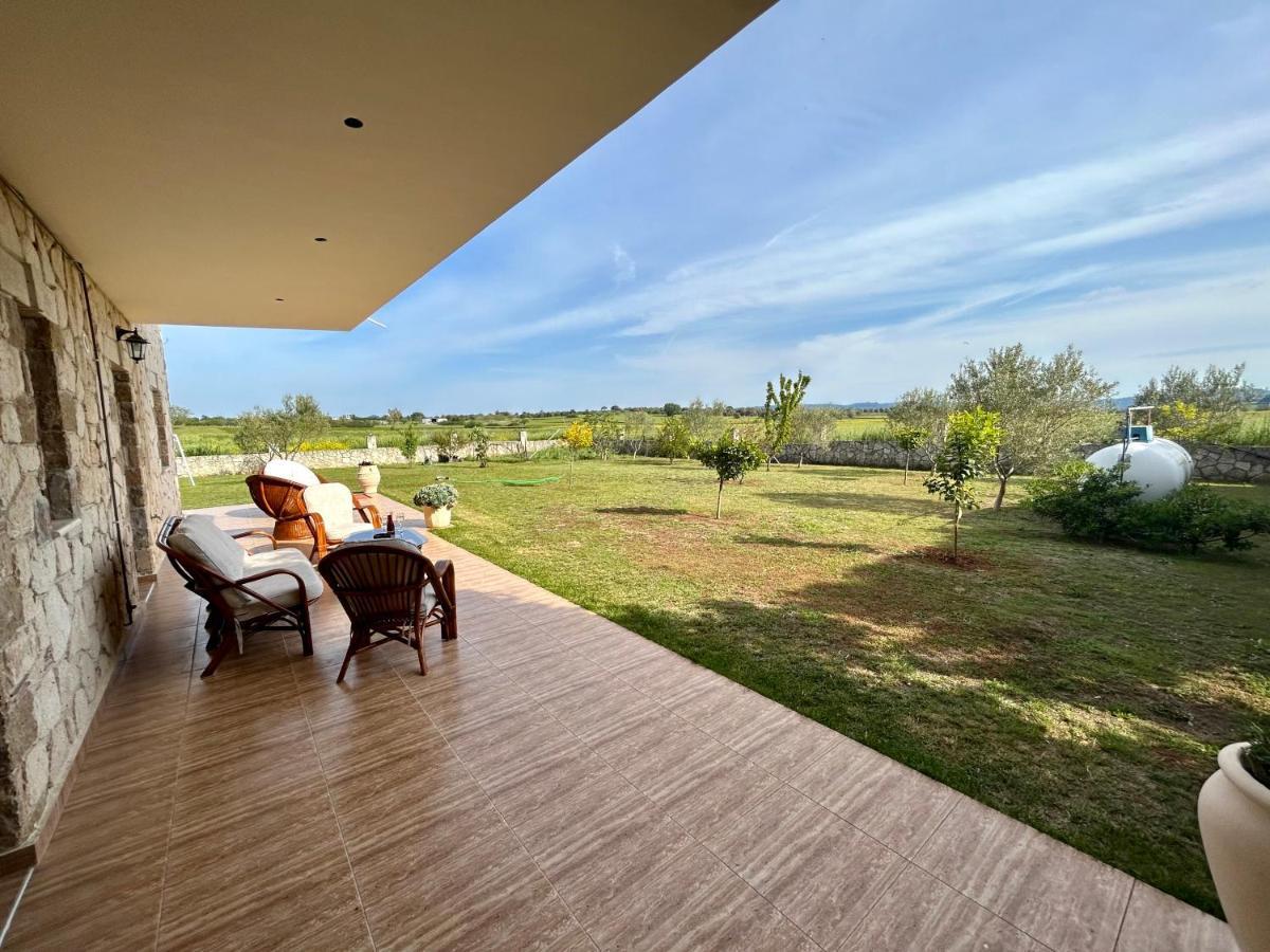 فيلا My Bright House أفيتوس المظهر الخارجي الصورة